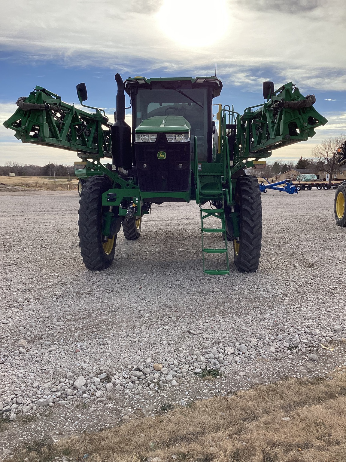 2024 John Deere 616R Image 11