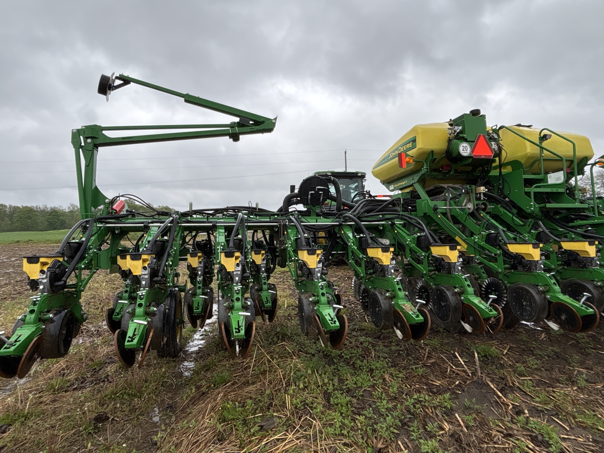 Used 2021 John Deere 1795 Planters: Drawn at Koenig Equipment in Anna, OH - PhotoXL5