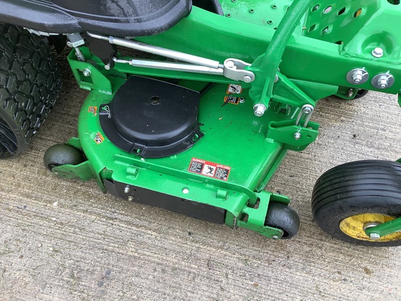 Photo of 2023 John Deere Z920M