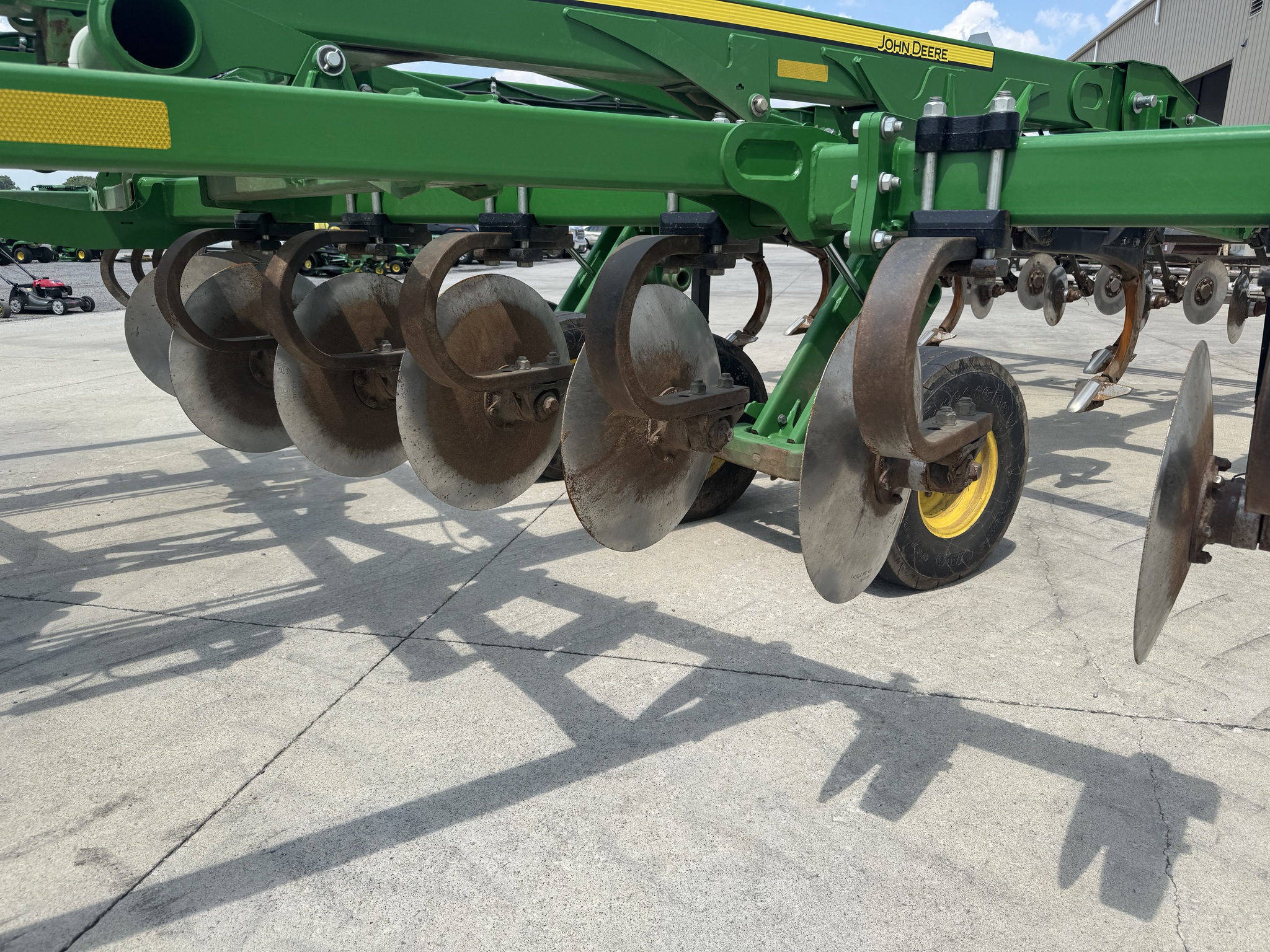 2017 John Deere 2730 Image 12