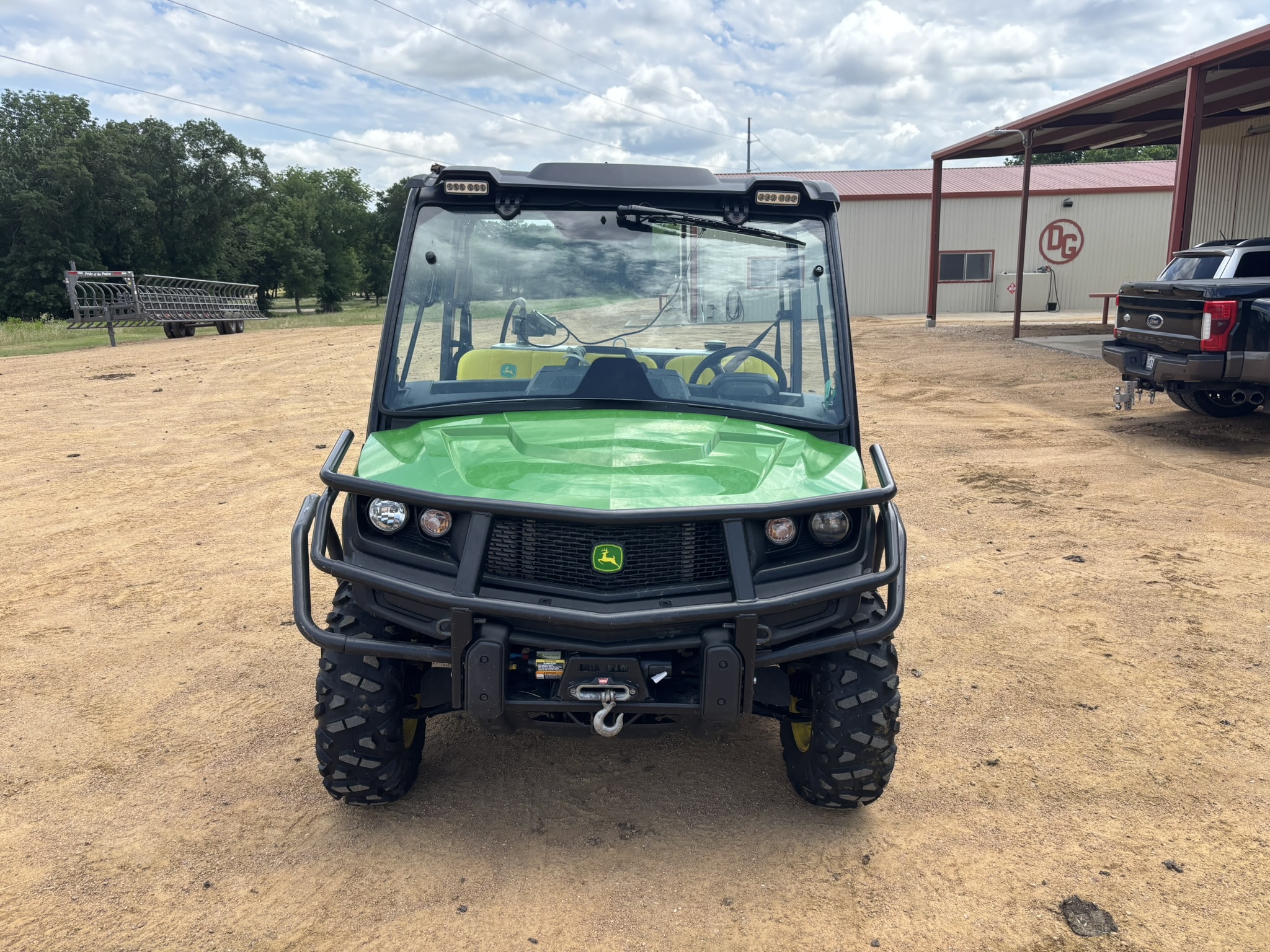 2022 John Deere XUV 835M Image 4