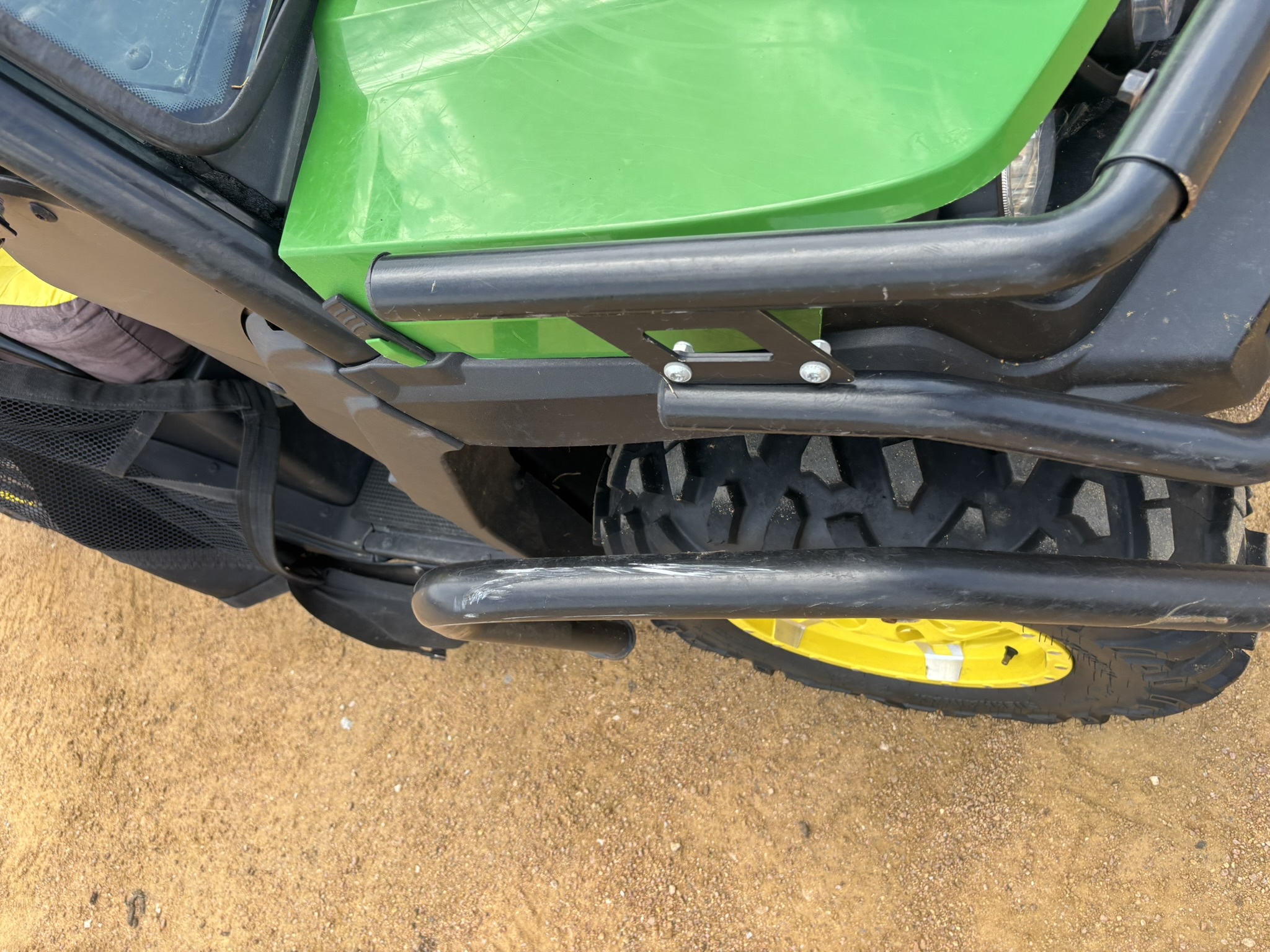 2022 John Deere XUV 835M Image 13