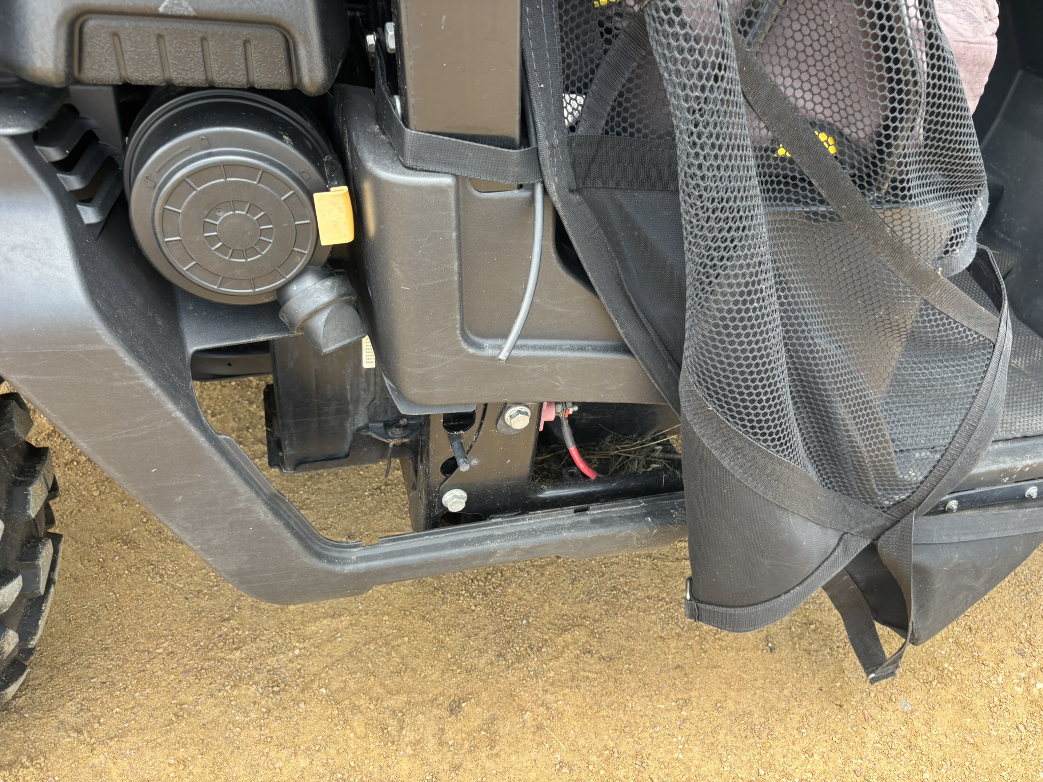 2022 John Deere XUV 835M Image 14