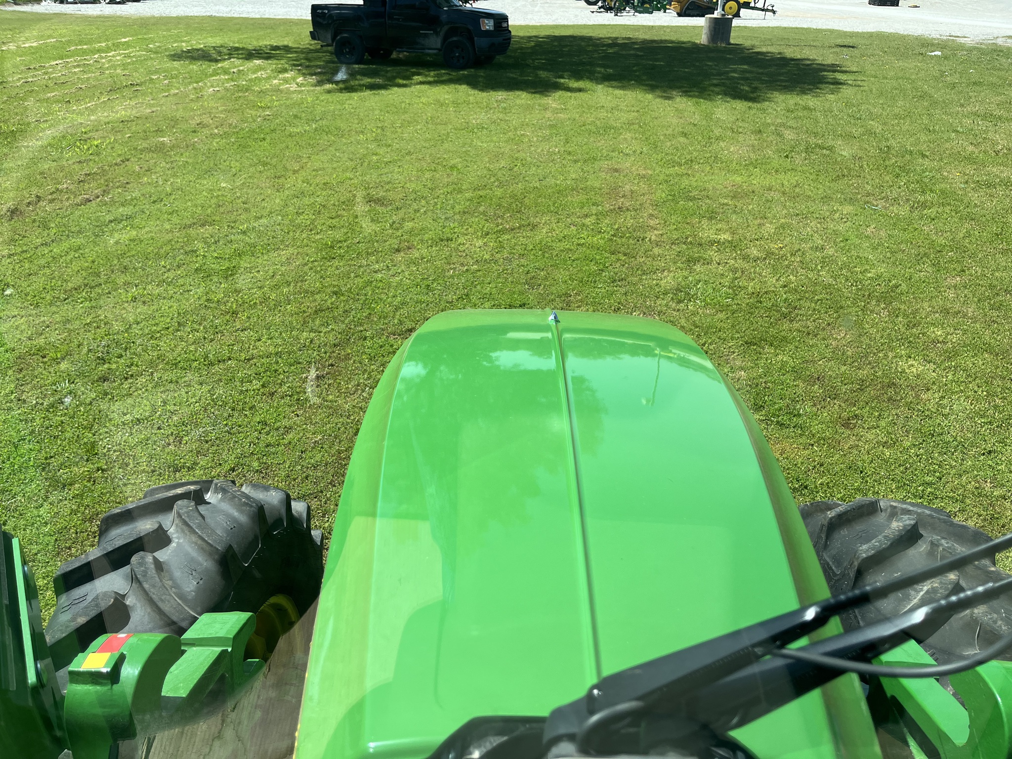 2022 John Deere 5125R Image 34