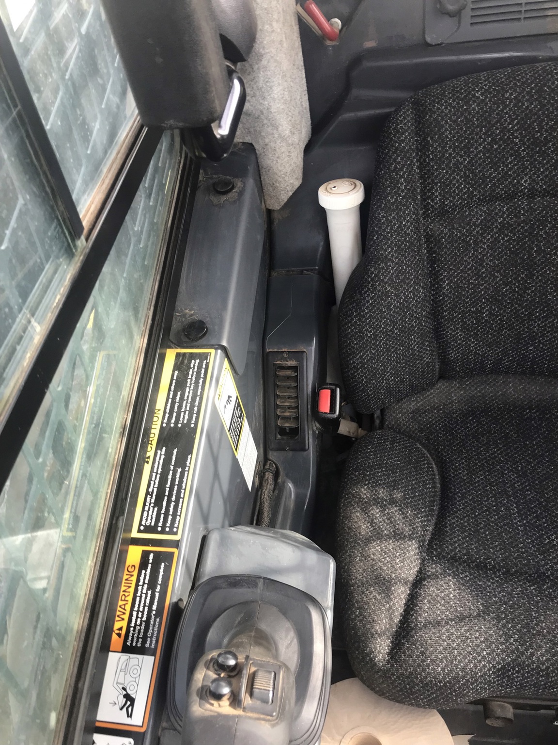 2019 John Deere 333G Image 18