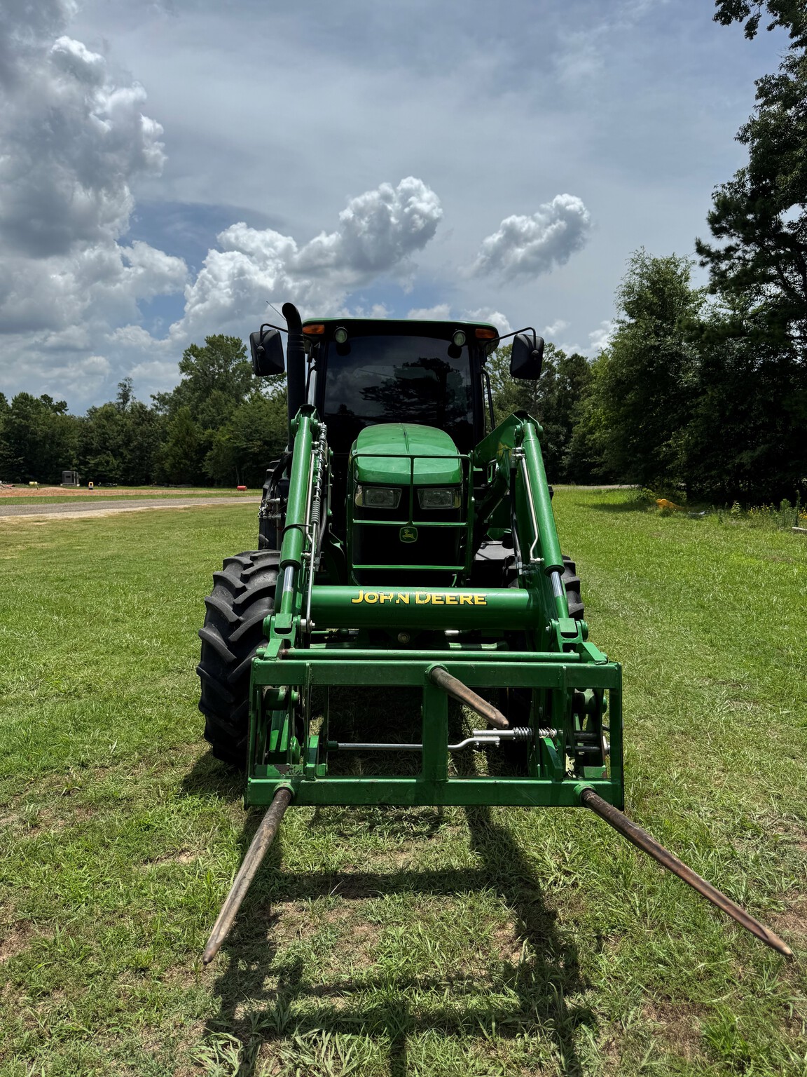 2020 John Deere 6120E Image 3