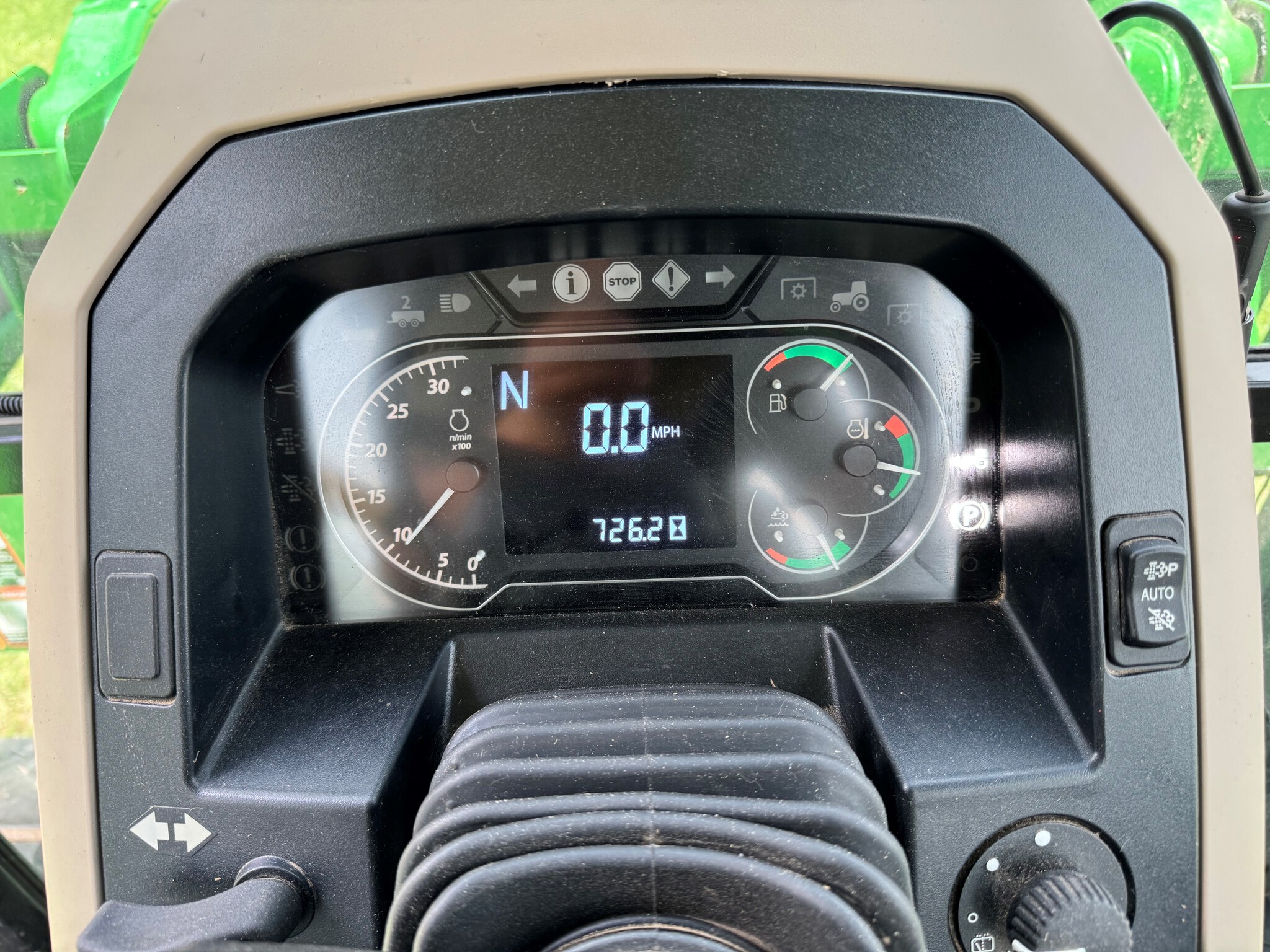2020 John Deere 6120E Image 6