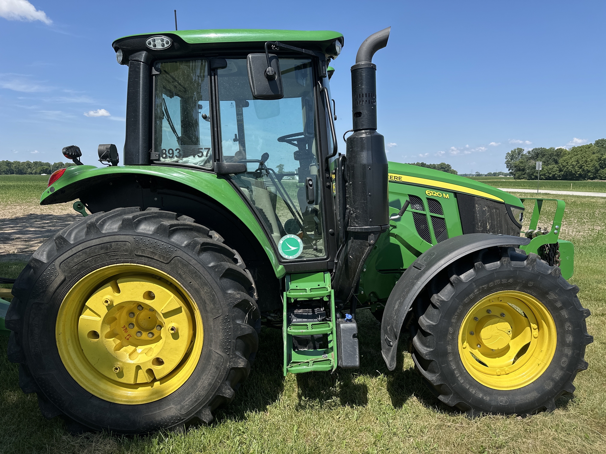 2023 John Deere 6120M Image 6