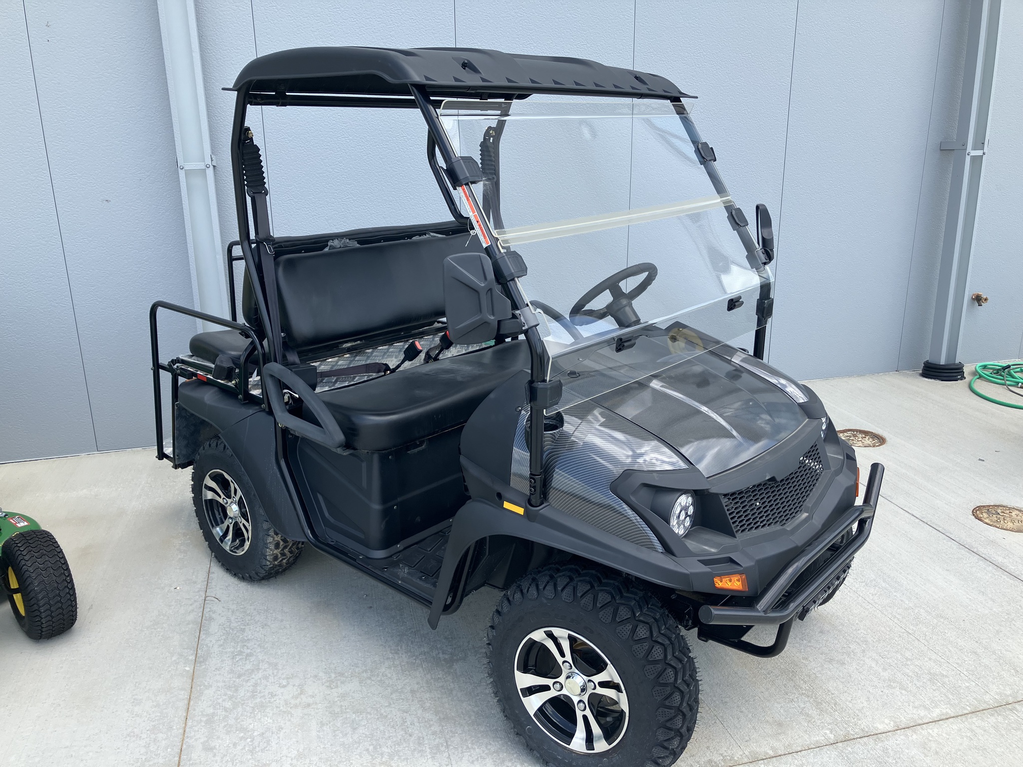 2024 Bighorn EV5 GVX Image 1