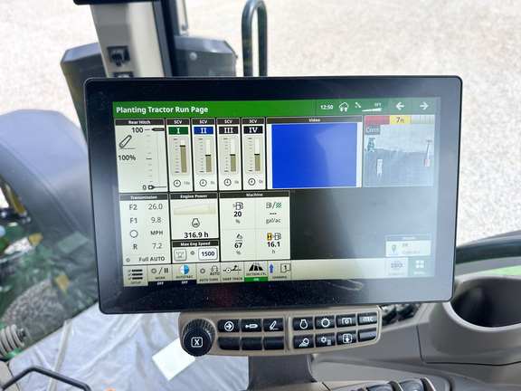 2025 John-Deere 8R 340