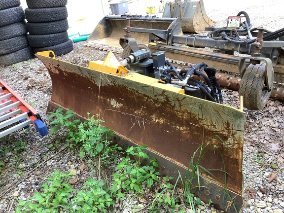 Photo of 2023 John Deere 333G