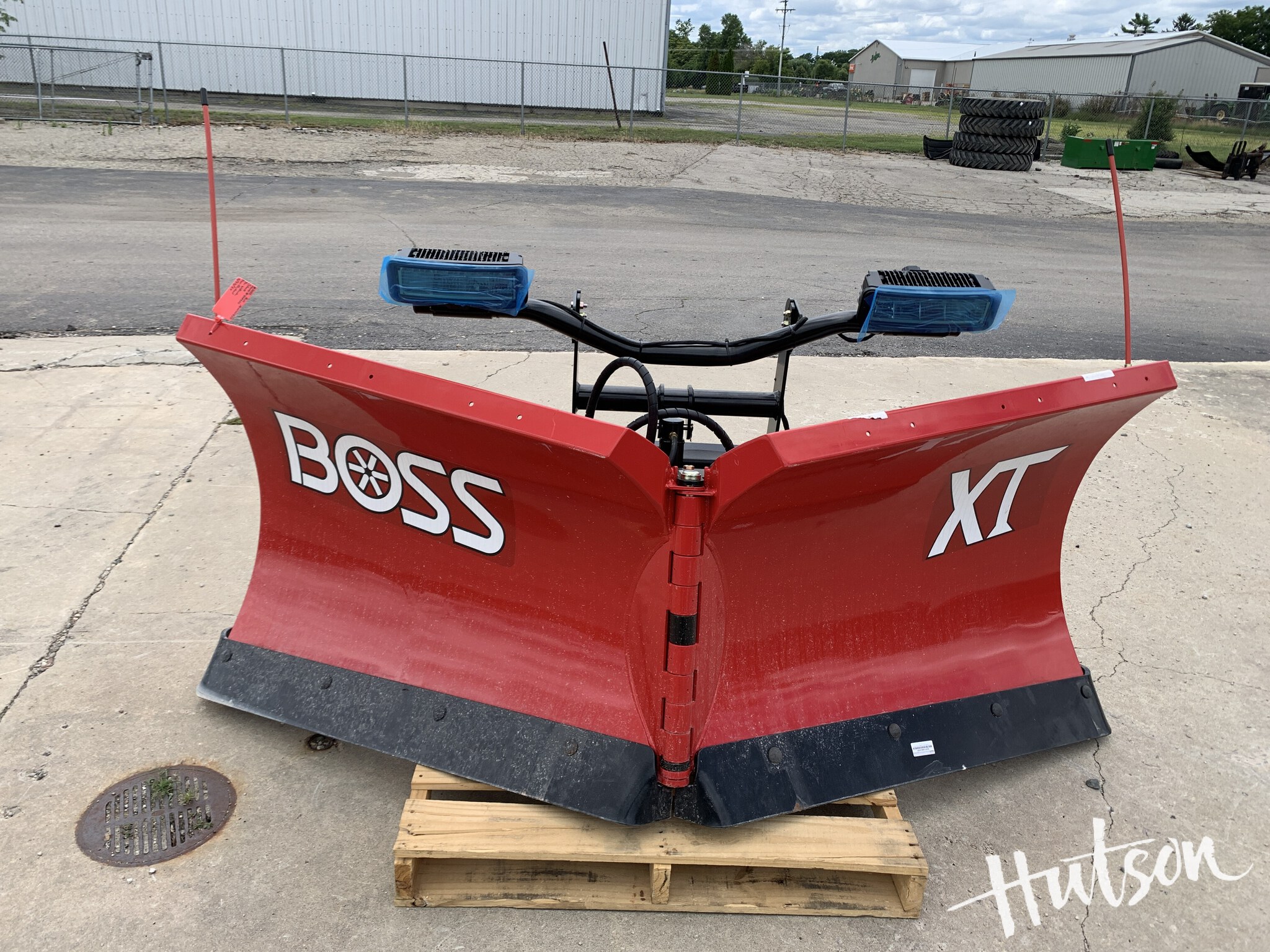 2022 Boss MSC10182B & MSC15005