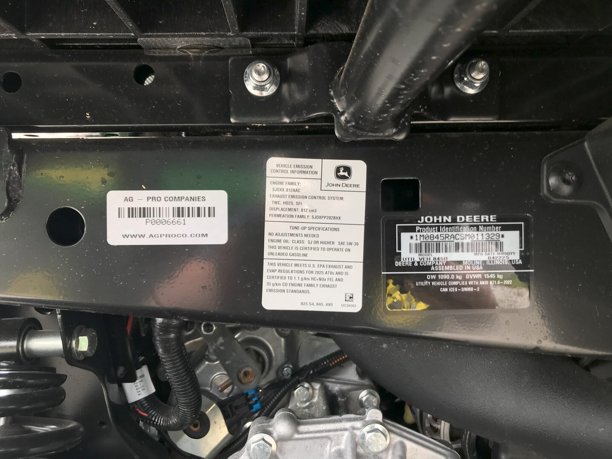 2025 John Deere XUV 845 R Image 8