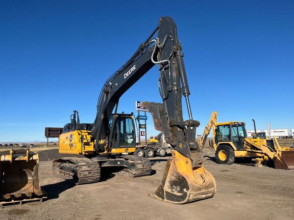 2023 John Deere 210 P-Tier