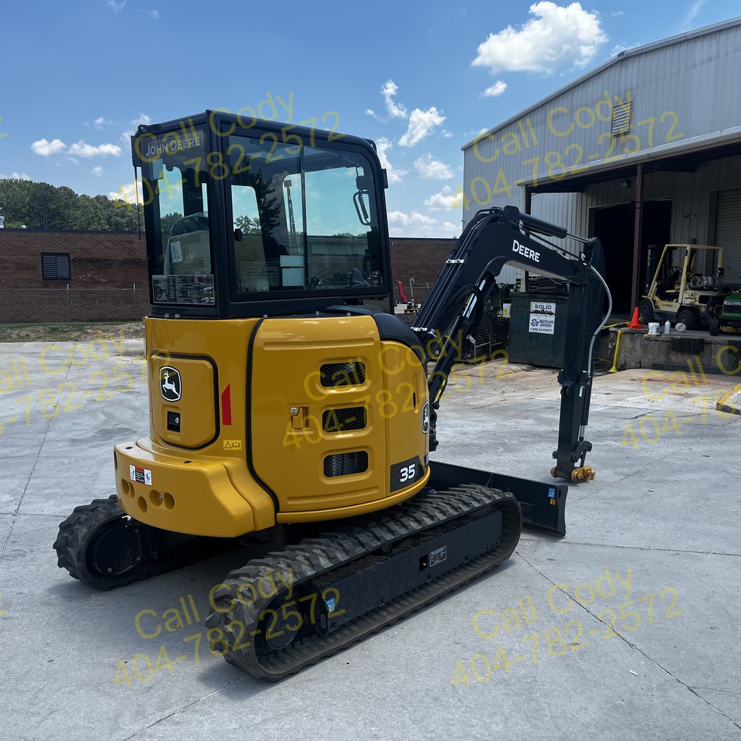 2025 John Deere 35 P Image 2