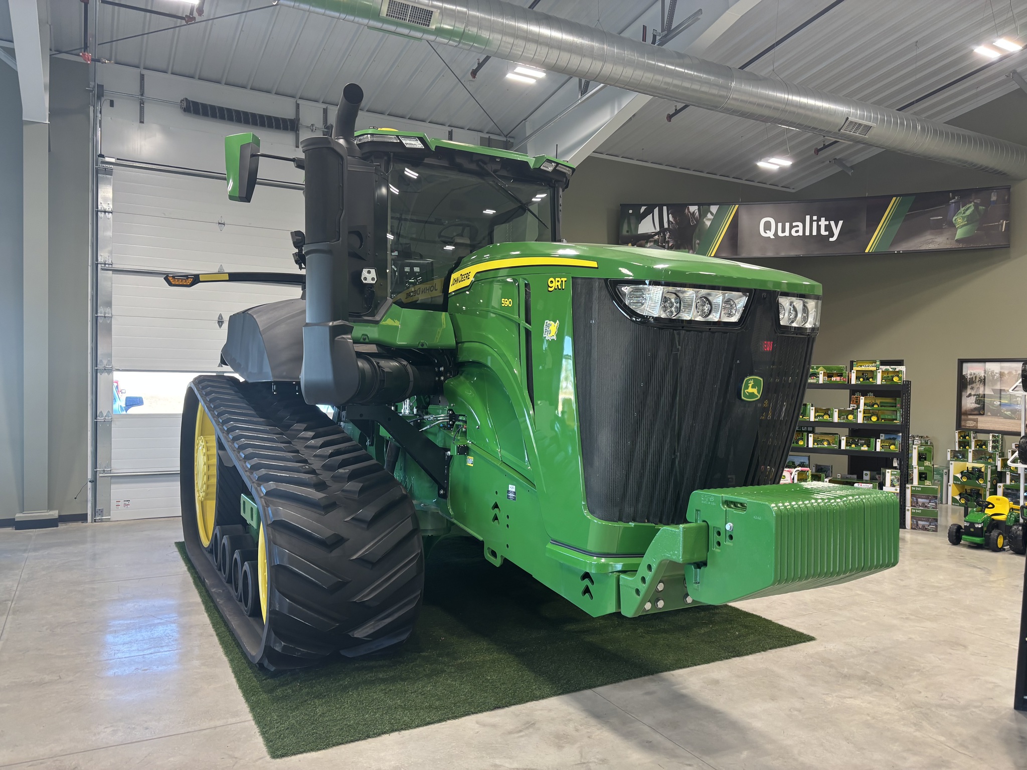 2024 John Deere 9RT 590 Image 1