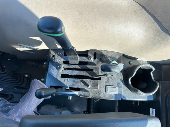 2024 John-Deere 5075E