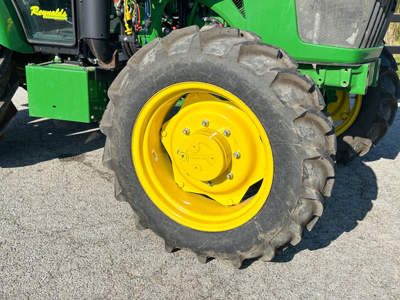 2024 John-Deere 5075E
