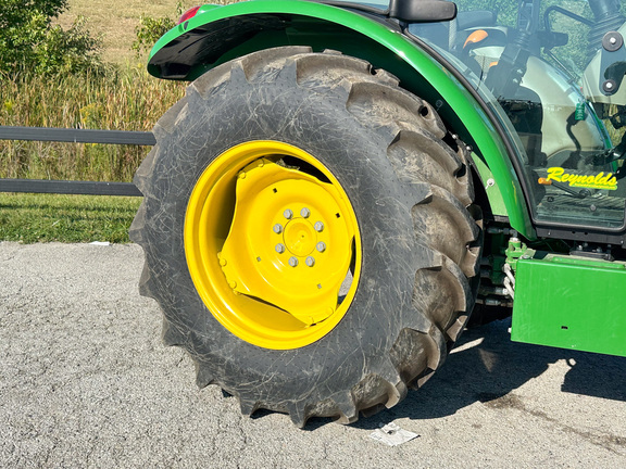 2024 John-Deere 5075E