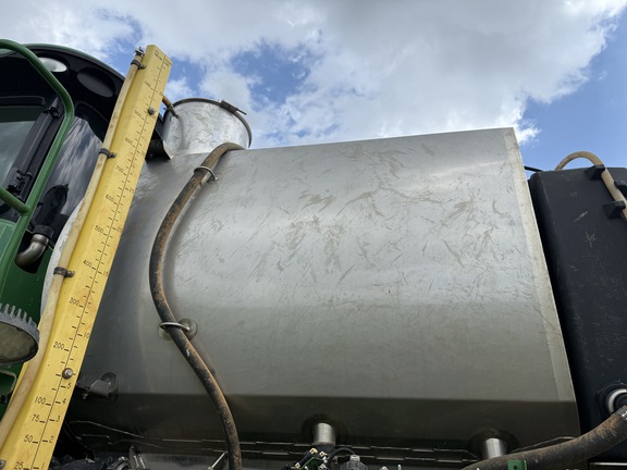 Photo of 2017 John Deere R4038
