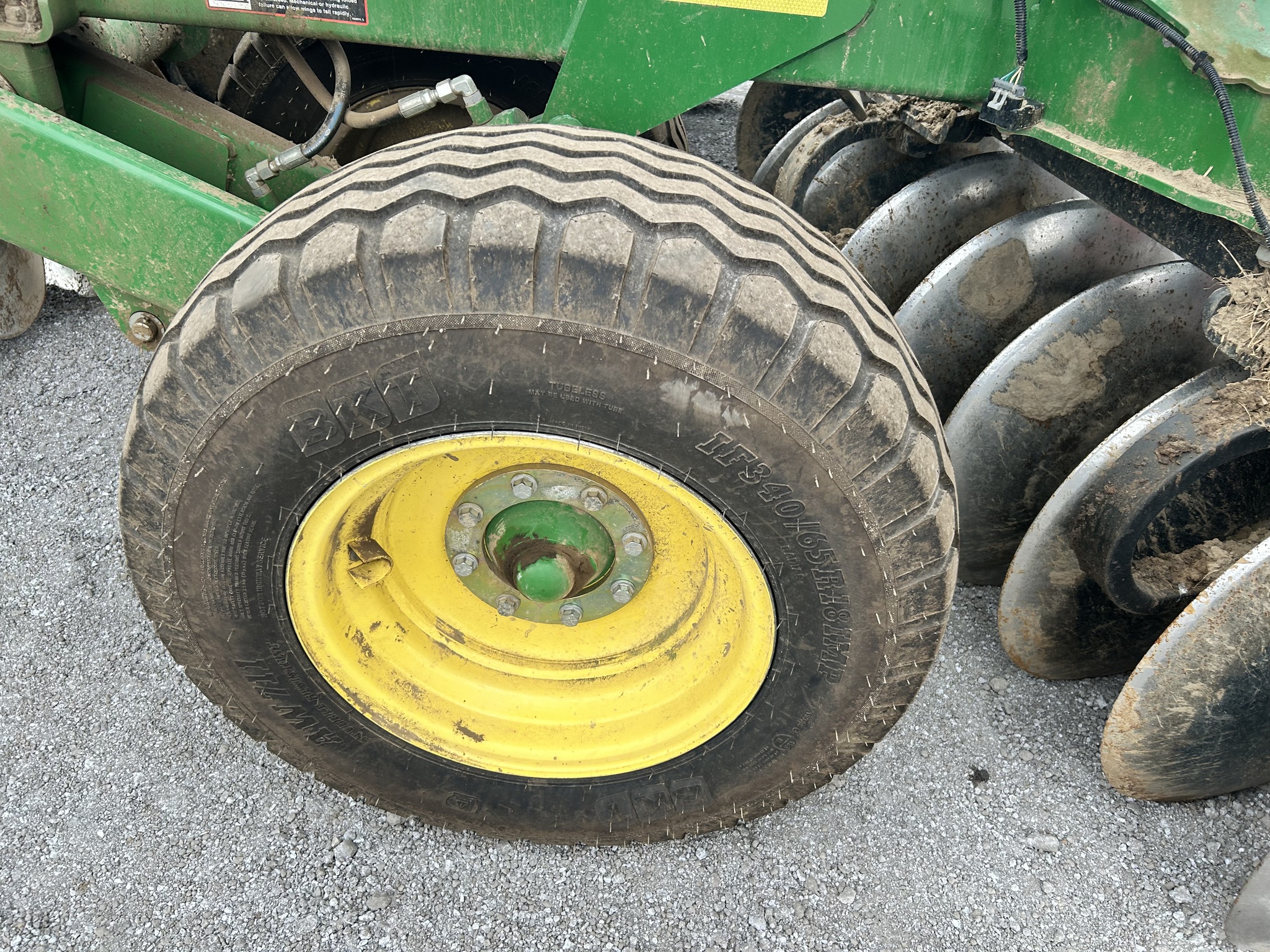 2018 John Deere 2633 Image 4