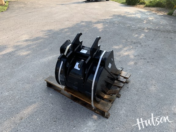 Photo of 2024 John Deere BYT10991