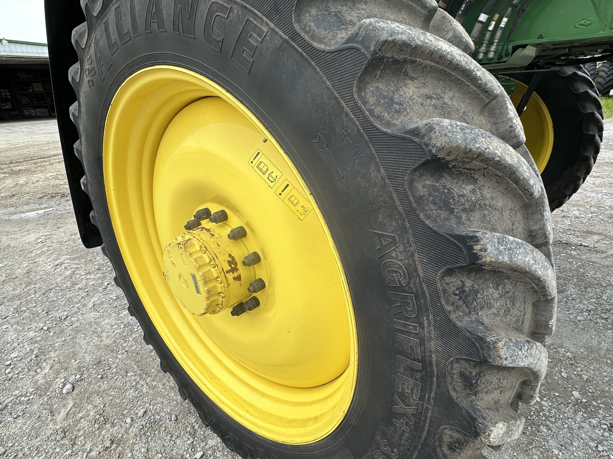 2022 John Deere 412R Image 10