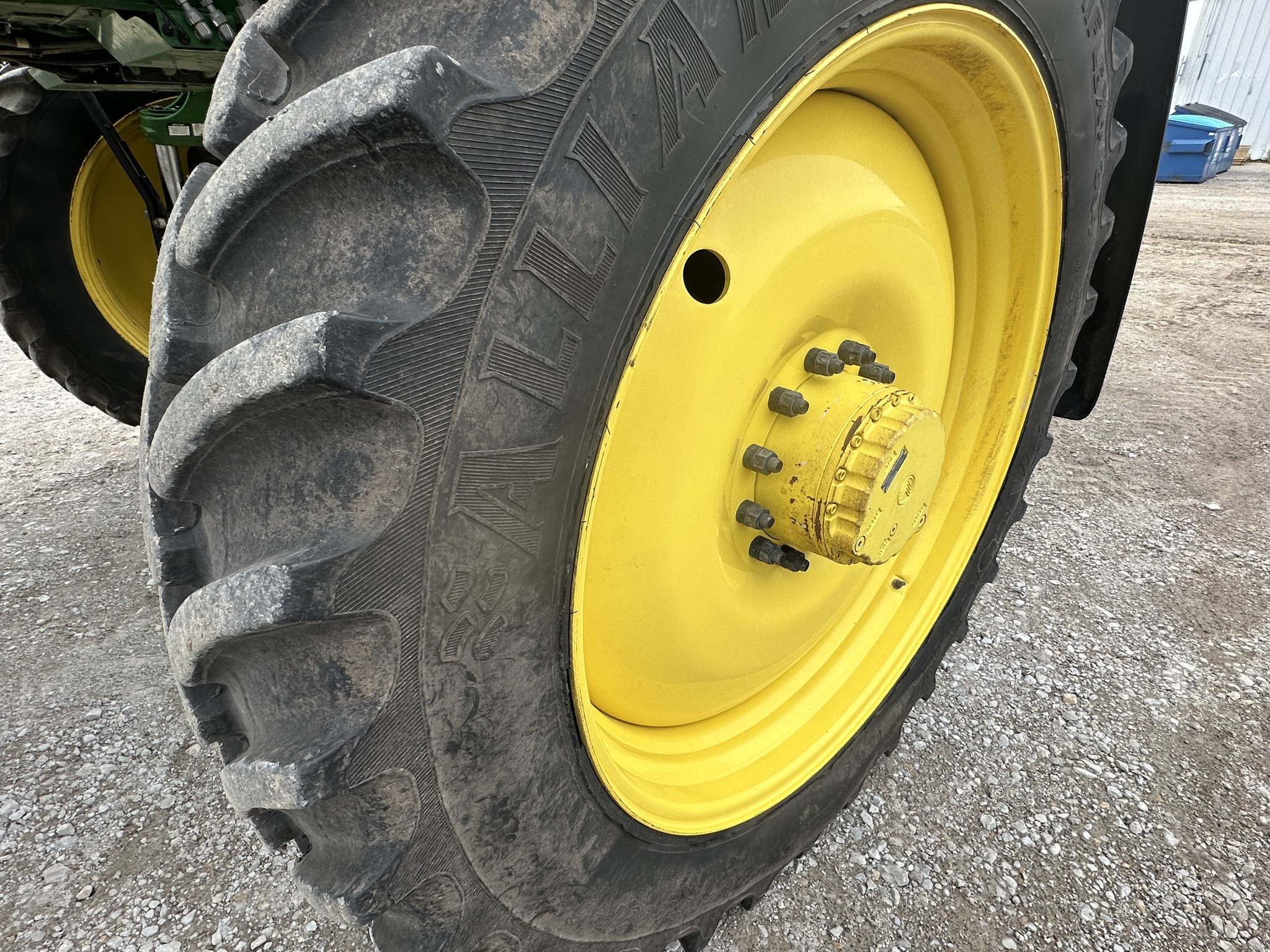 2022 John Deere 412R Image 11