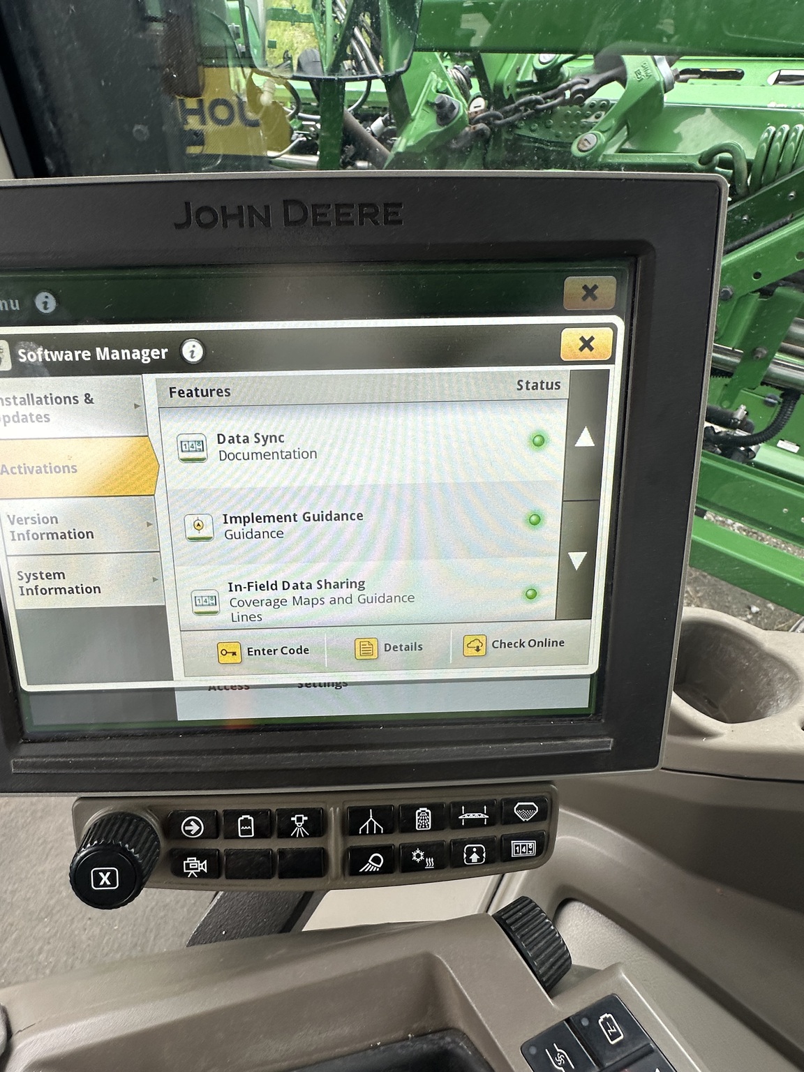 2022 John Deere 412R Image 17
