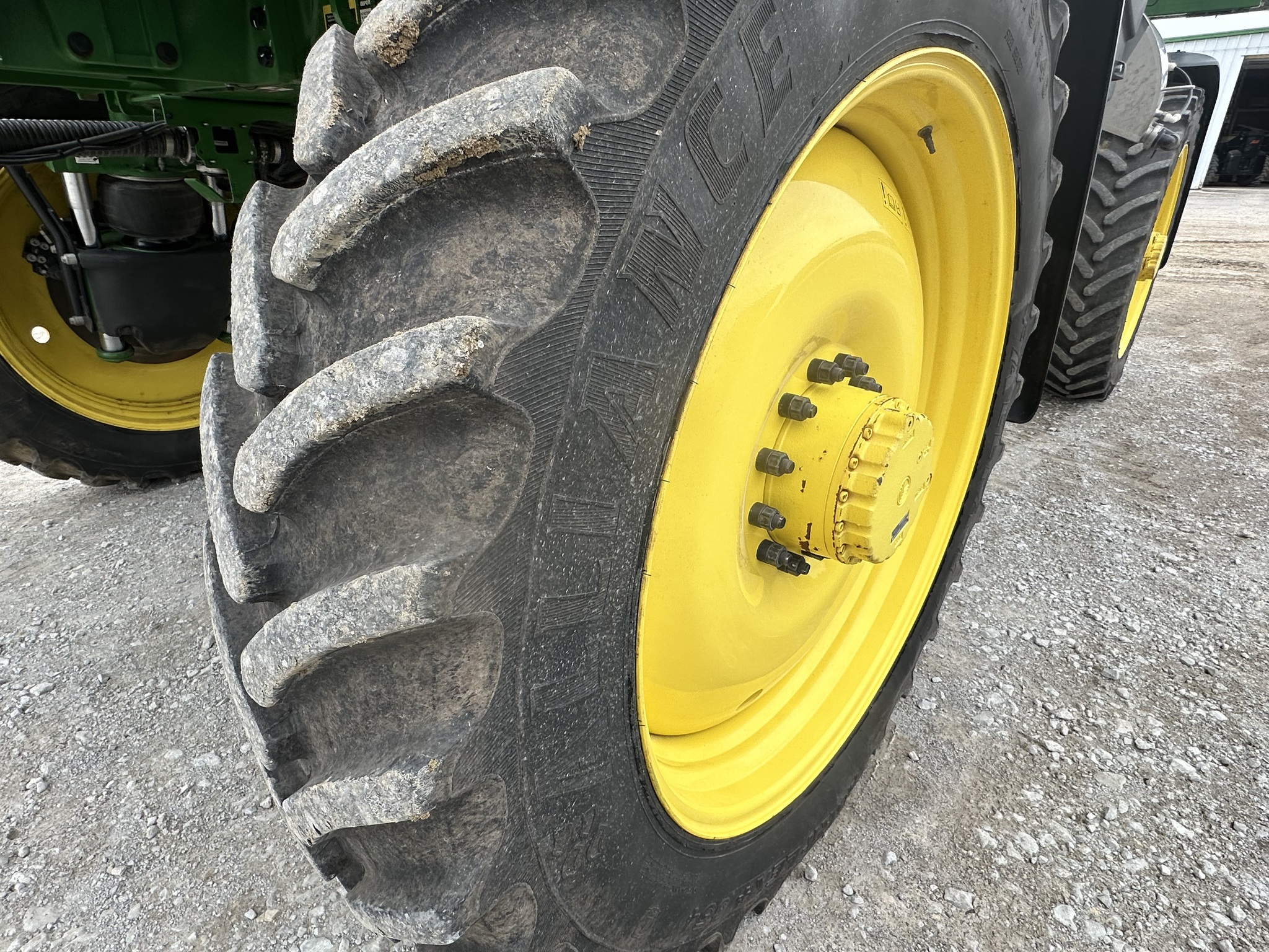 2022 John Deere 412R Image 12