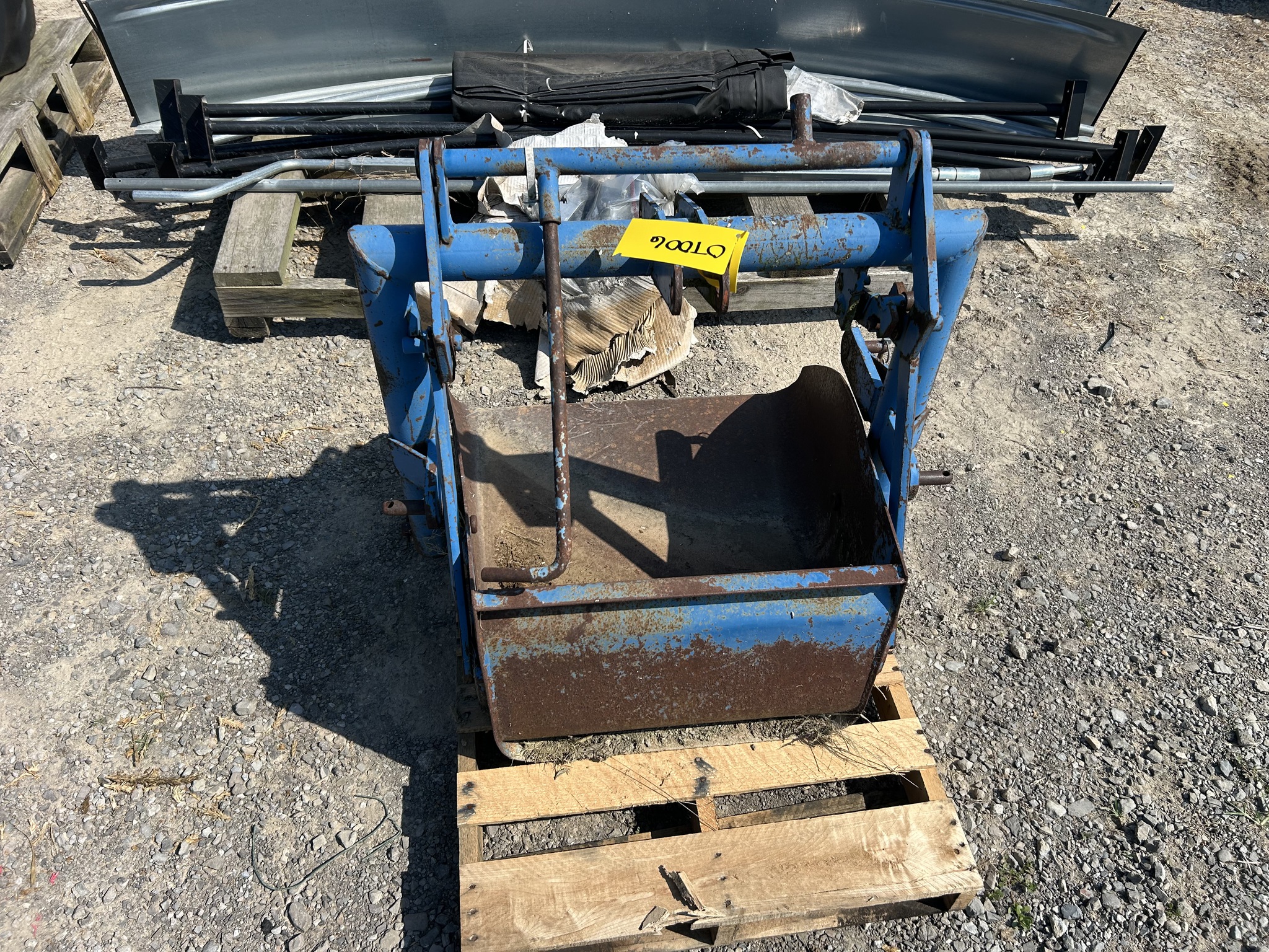 Miscellaneous 3PT BUCKET Image 1