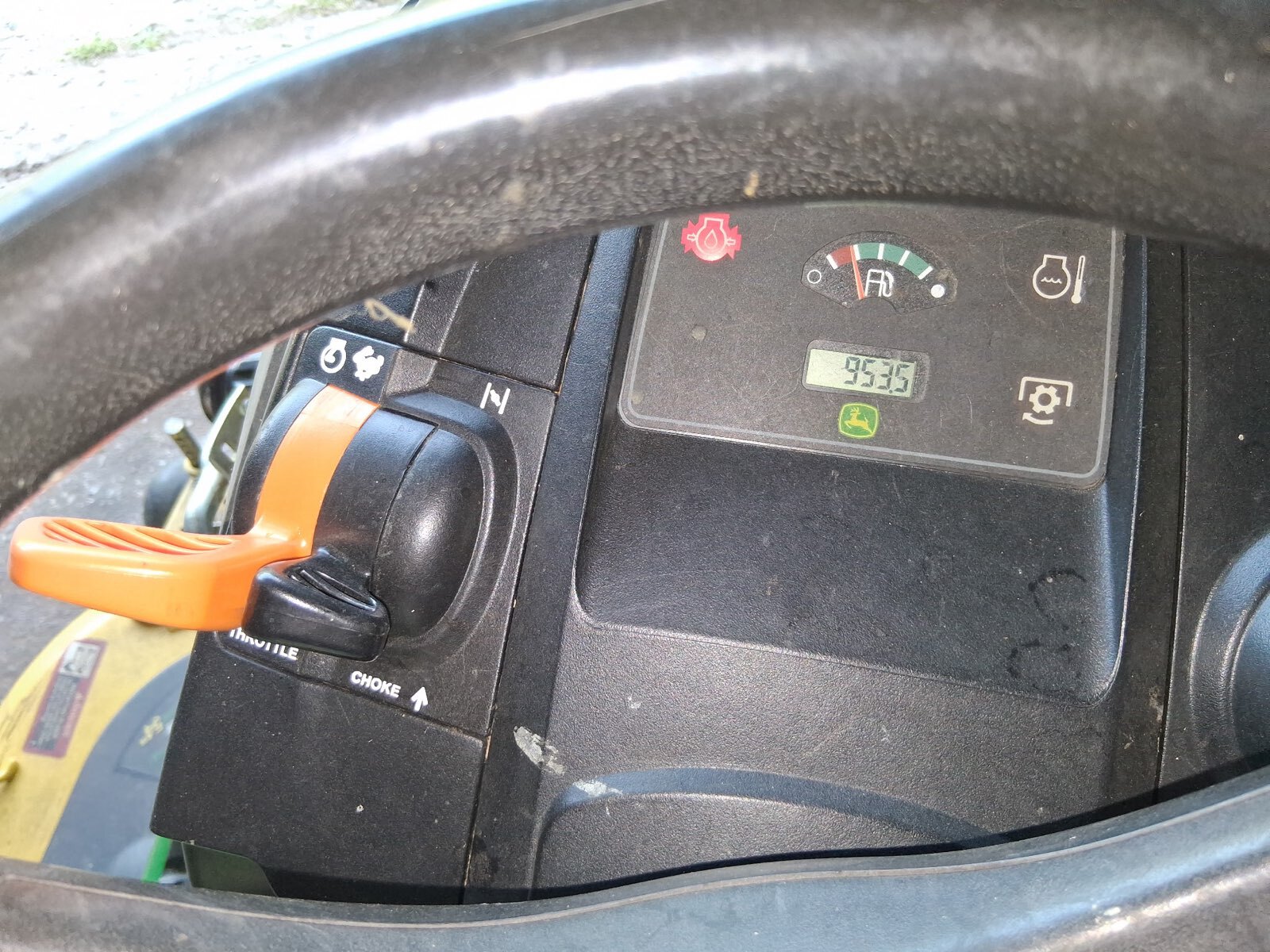 2010 John Deere X500 Image 9
