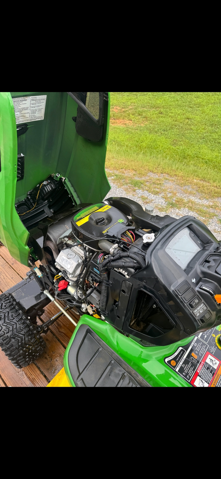 2019 John Deere X739 Image 6