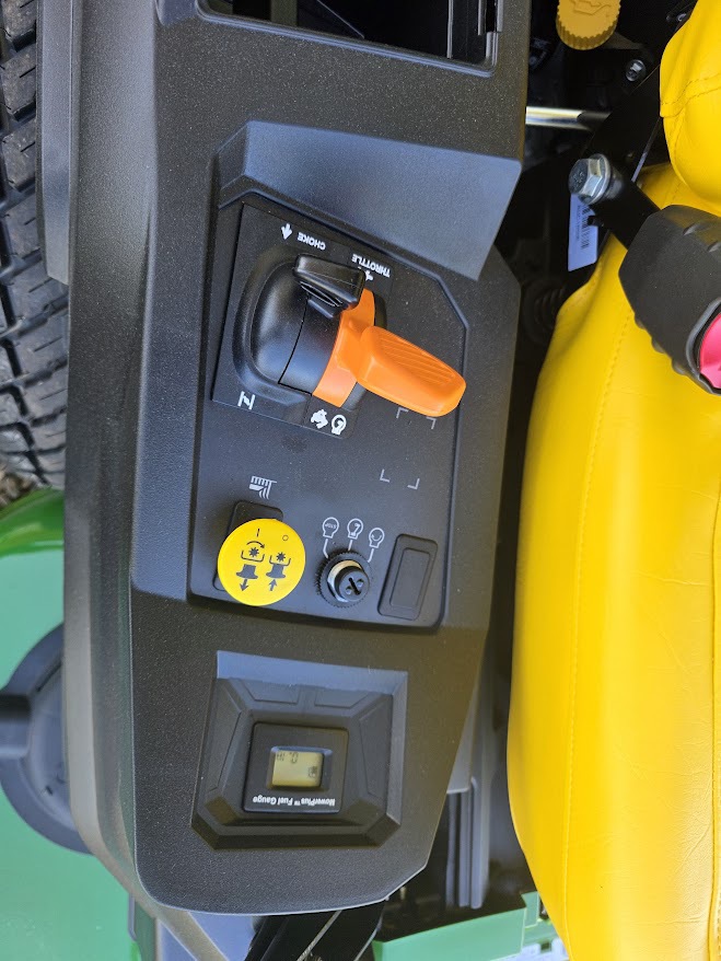 2025 John Deere Z530M Image 5