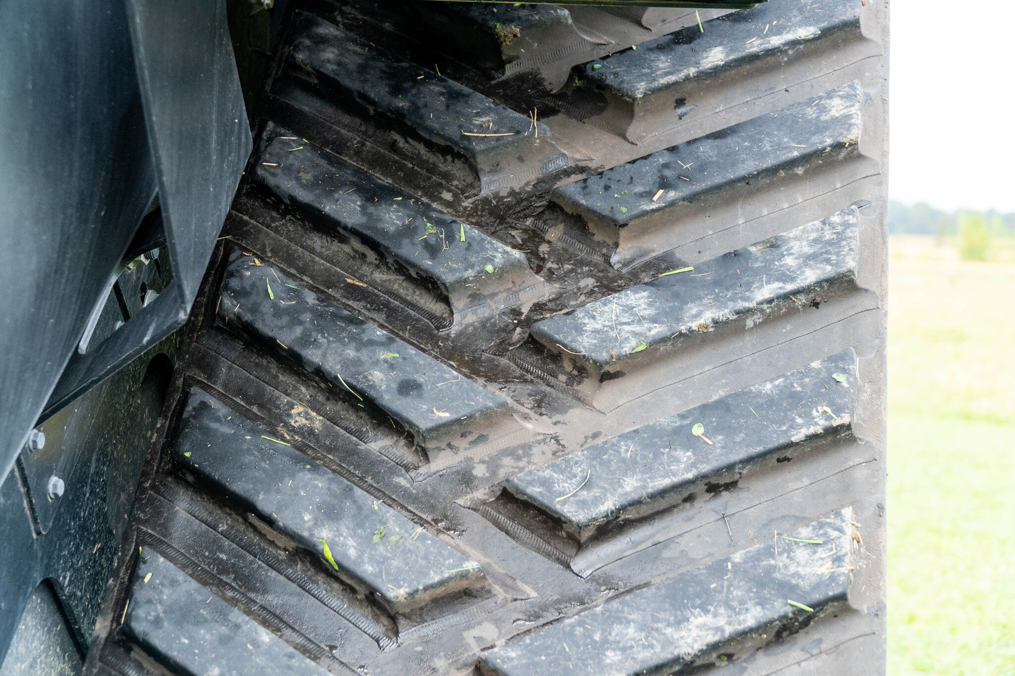 Used 2024 John Deere 8RX 410 Track Tractors at Koenig Equipment in Anna, OH - PhotoXL14