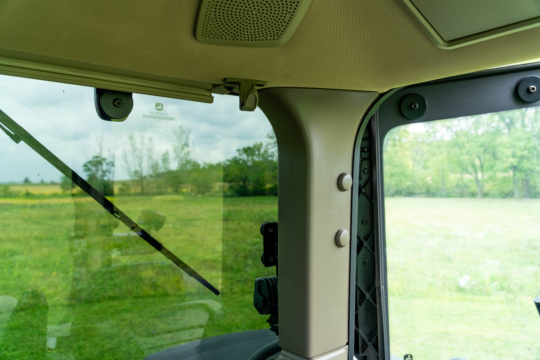 Used 2024 John Deere 8RX 410 Track Tractors at Koenig Equipment in Anna, OH - PhotoXL40