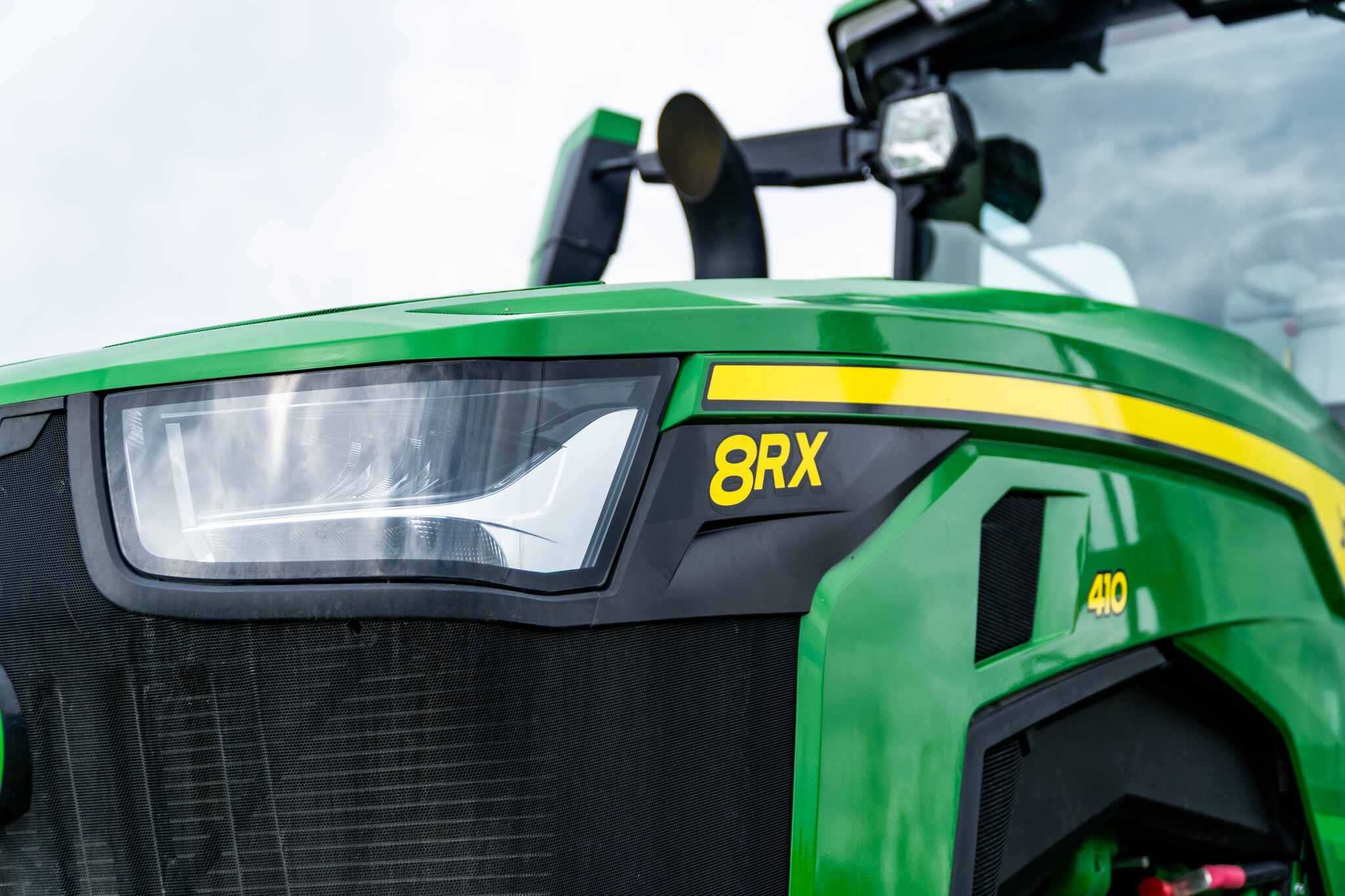 Used 2024 John Deere 8RX 410 Track Tractors at Koenig Equipment in Anna, OH - PhotoXL9