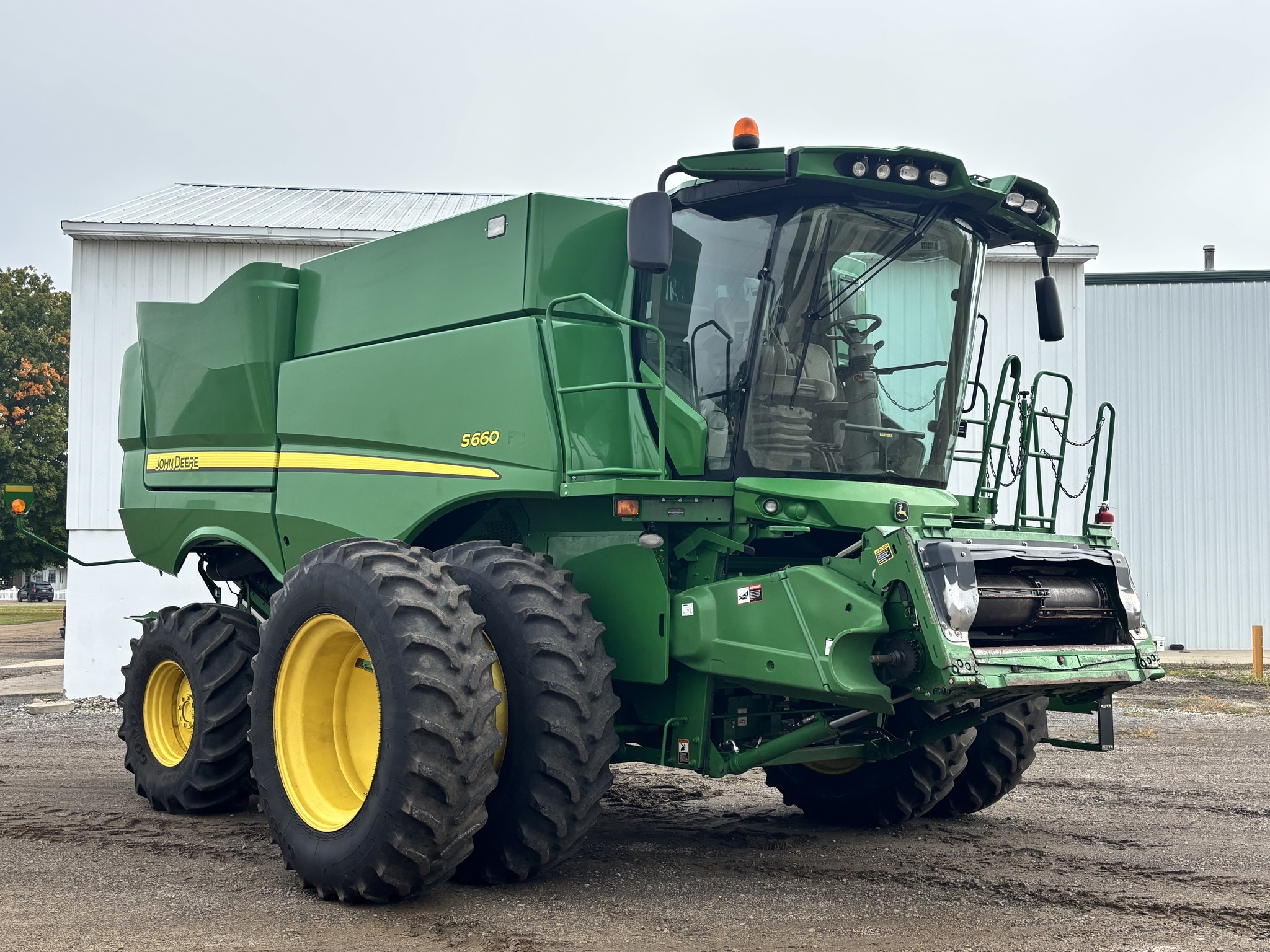2014 John Deere S660 Image 1