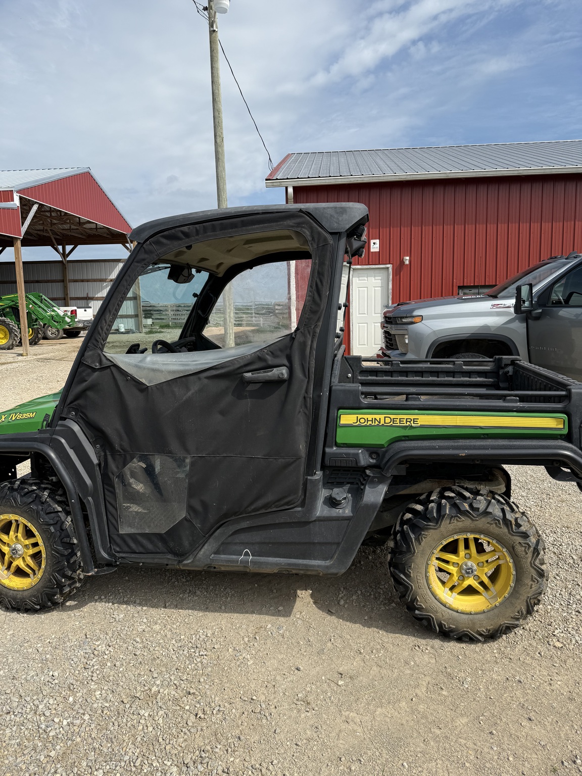 2018 John Deere XUV 835M Image 4
