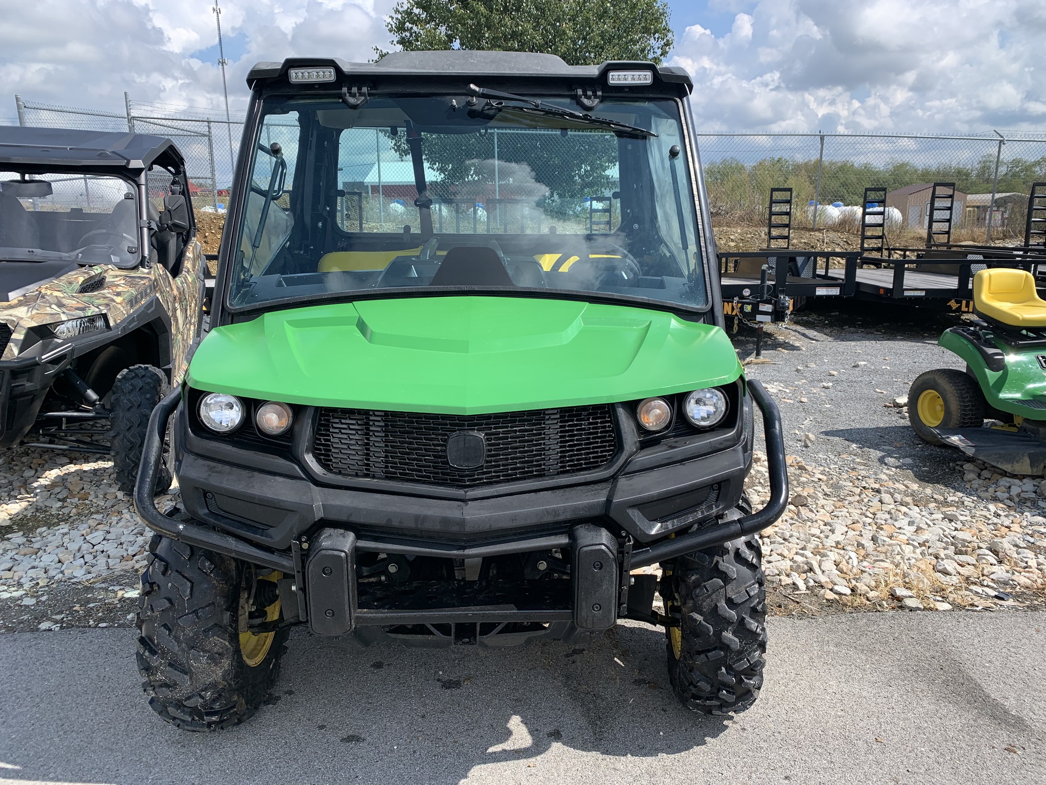 2018 John Deere XUV 835M Image 6