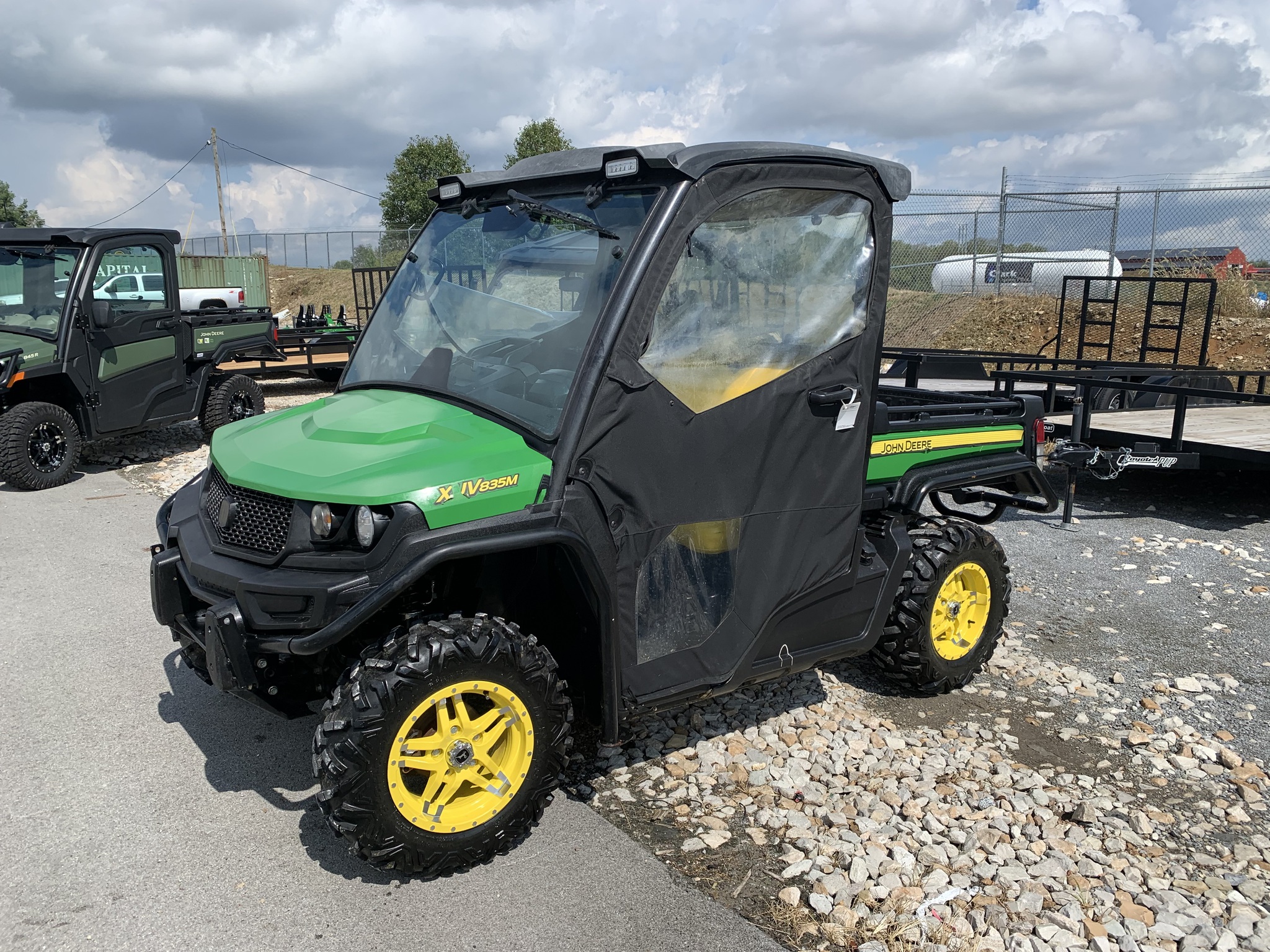 2018 John Deere XUV 835M Image 7