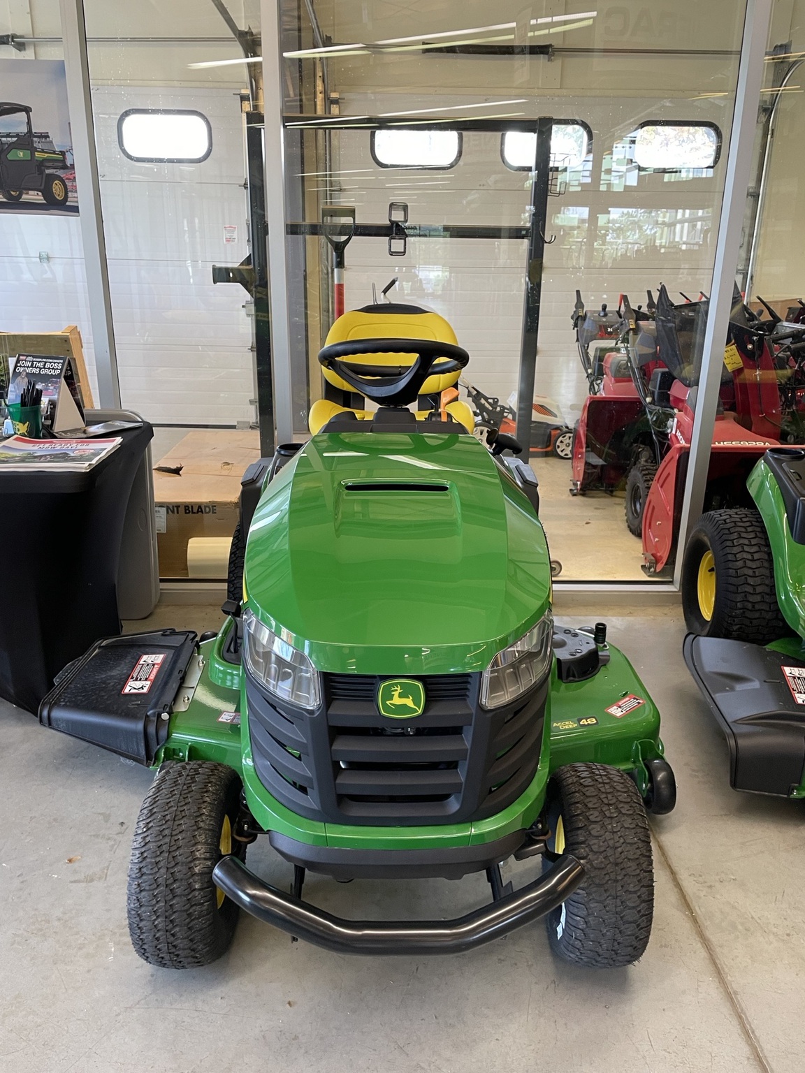 2025 John Deere S240 Image 2