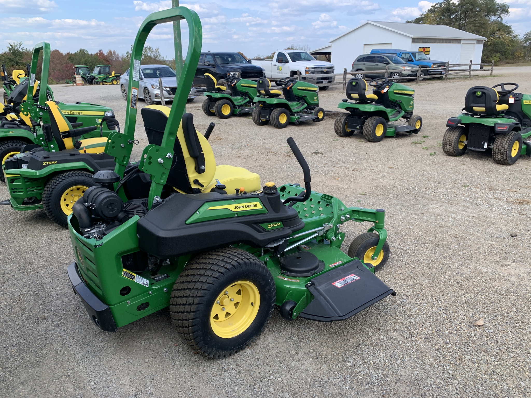 2025 John Deere Z930M Image 2