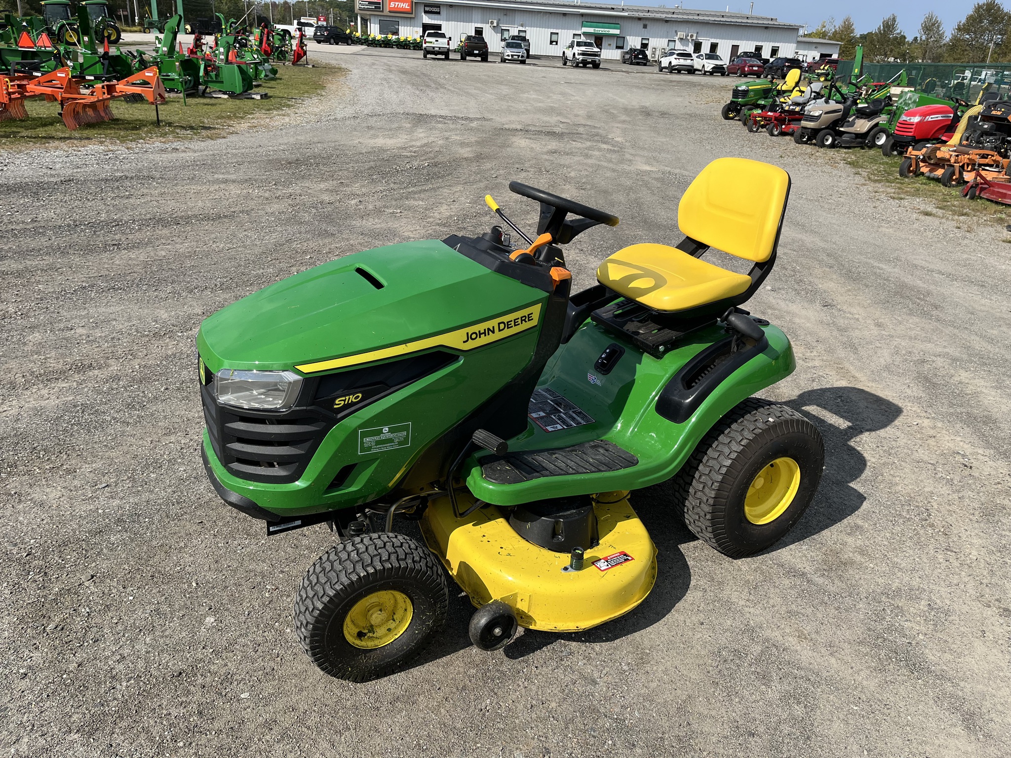 2022 John Deere S110 Image 7
