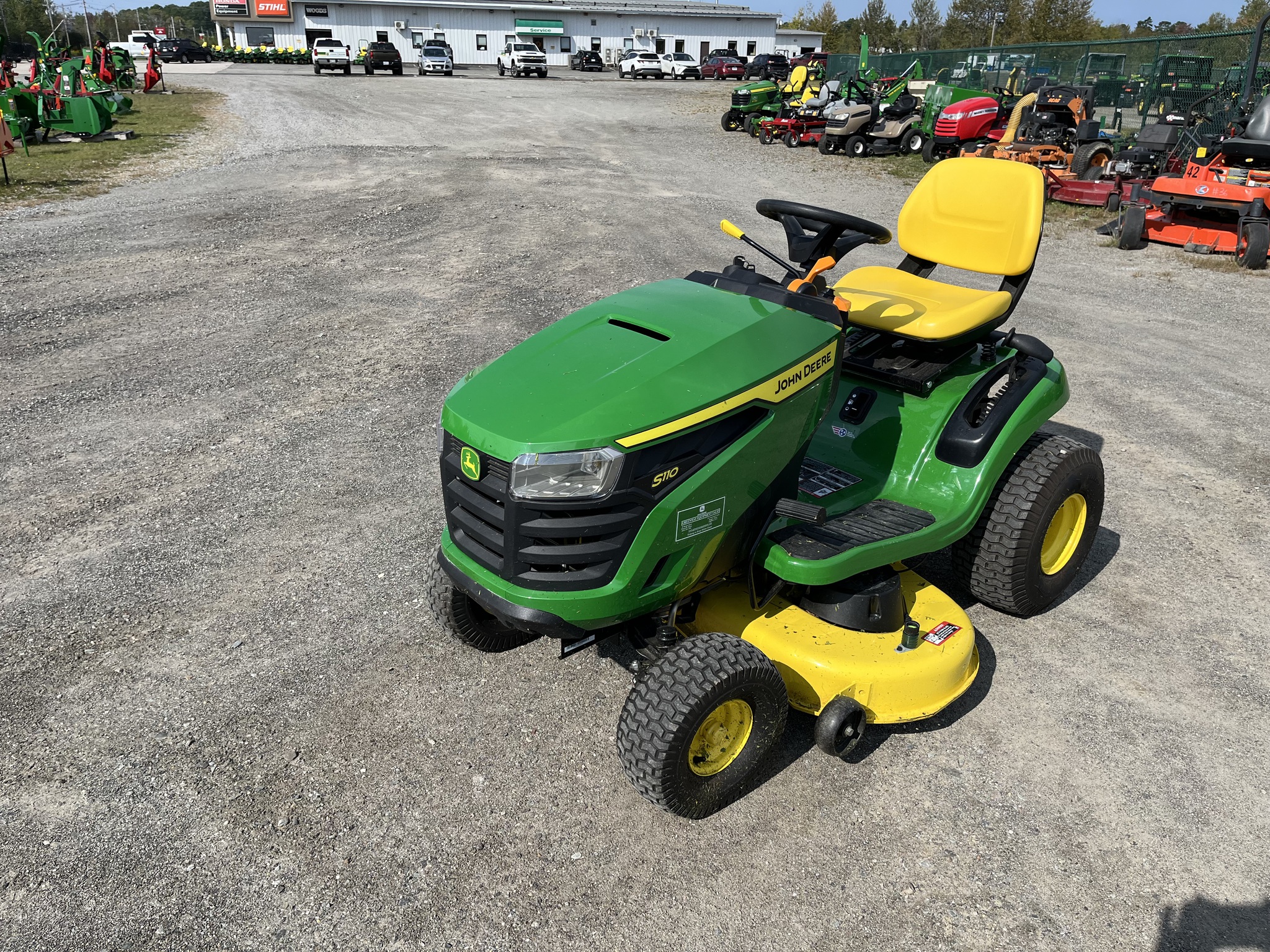 2022 John Deere S110 Image 6