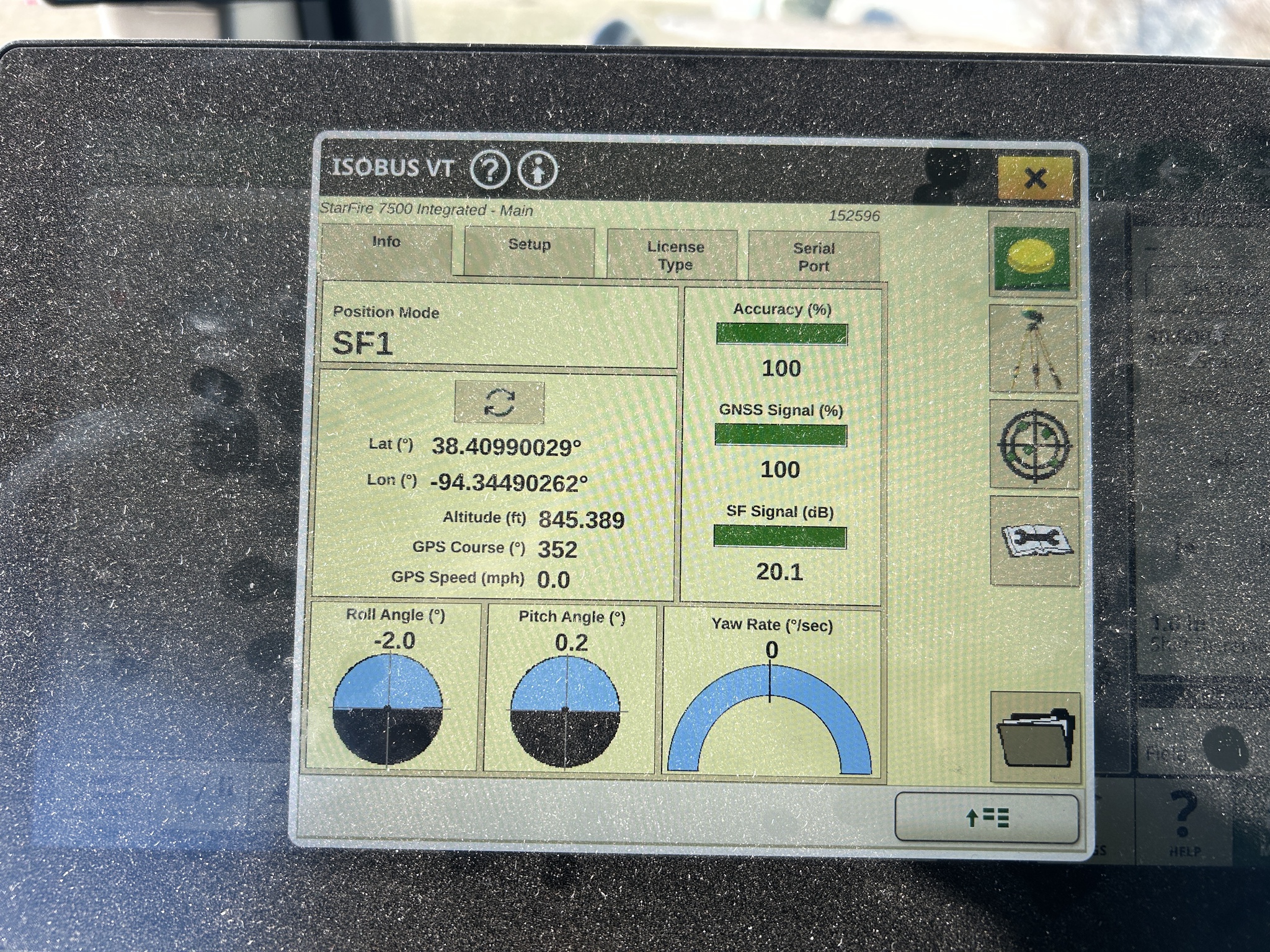  2024 John Deere 8R 250 at Heritage Tractor in Adrian, MO