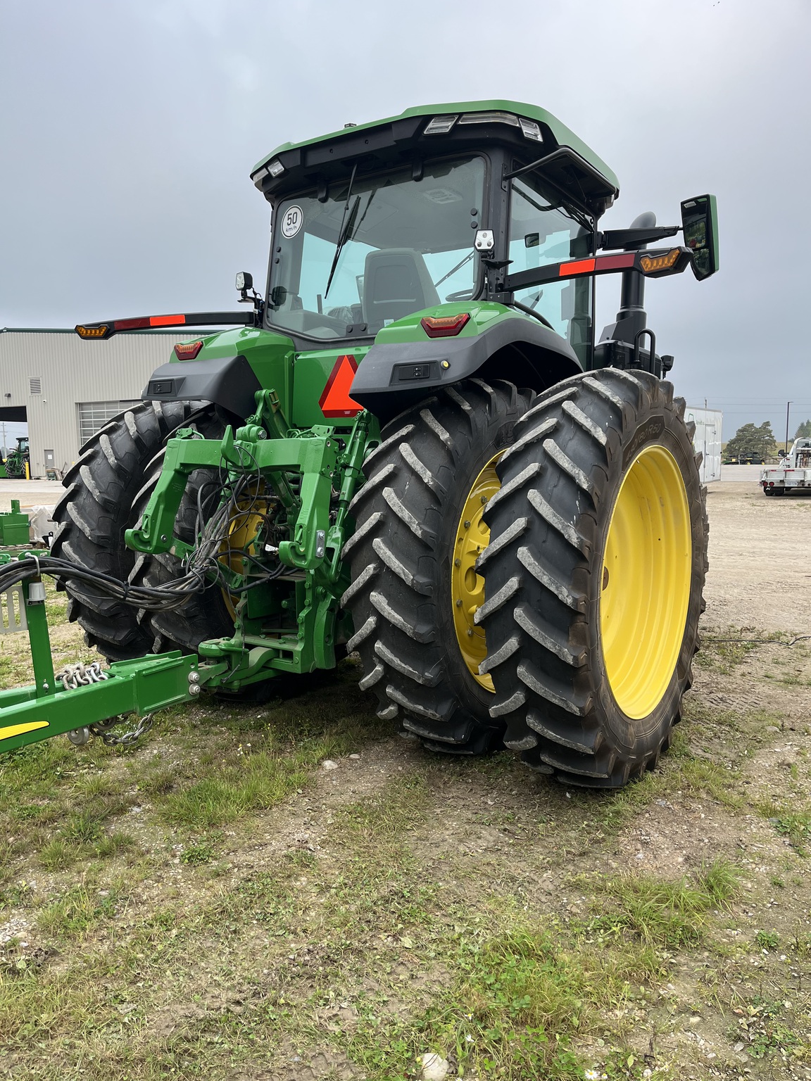 2024 John Deere 8R 280 Image 3