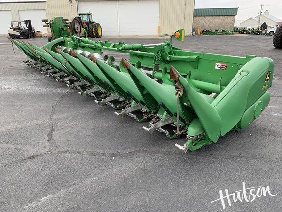 Photo of 2019 John Deere 712FC