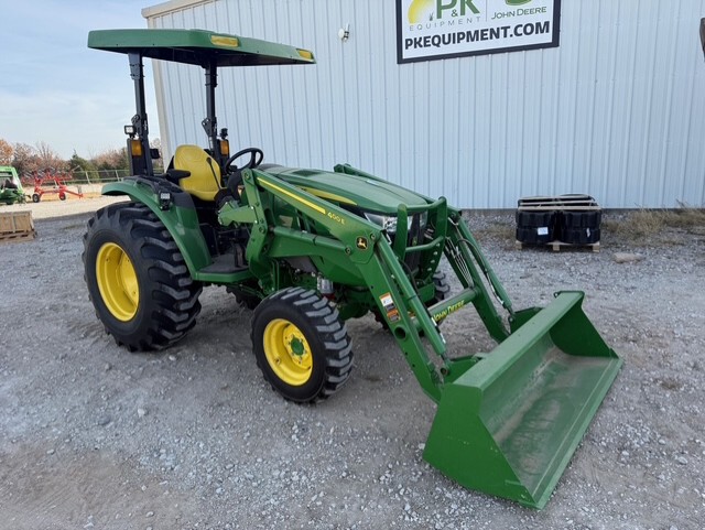 2023 John Deere 4052M Image 2