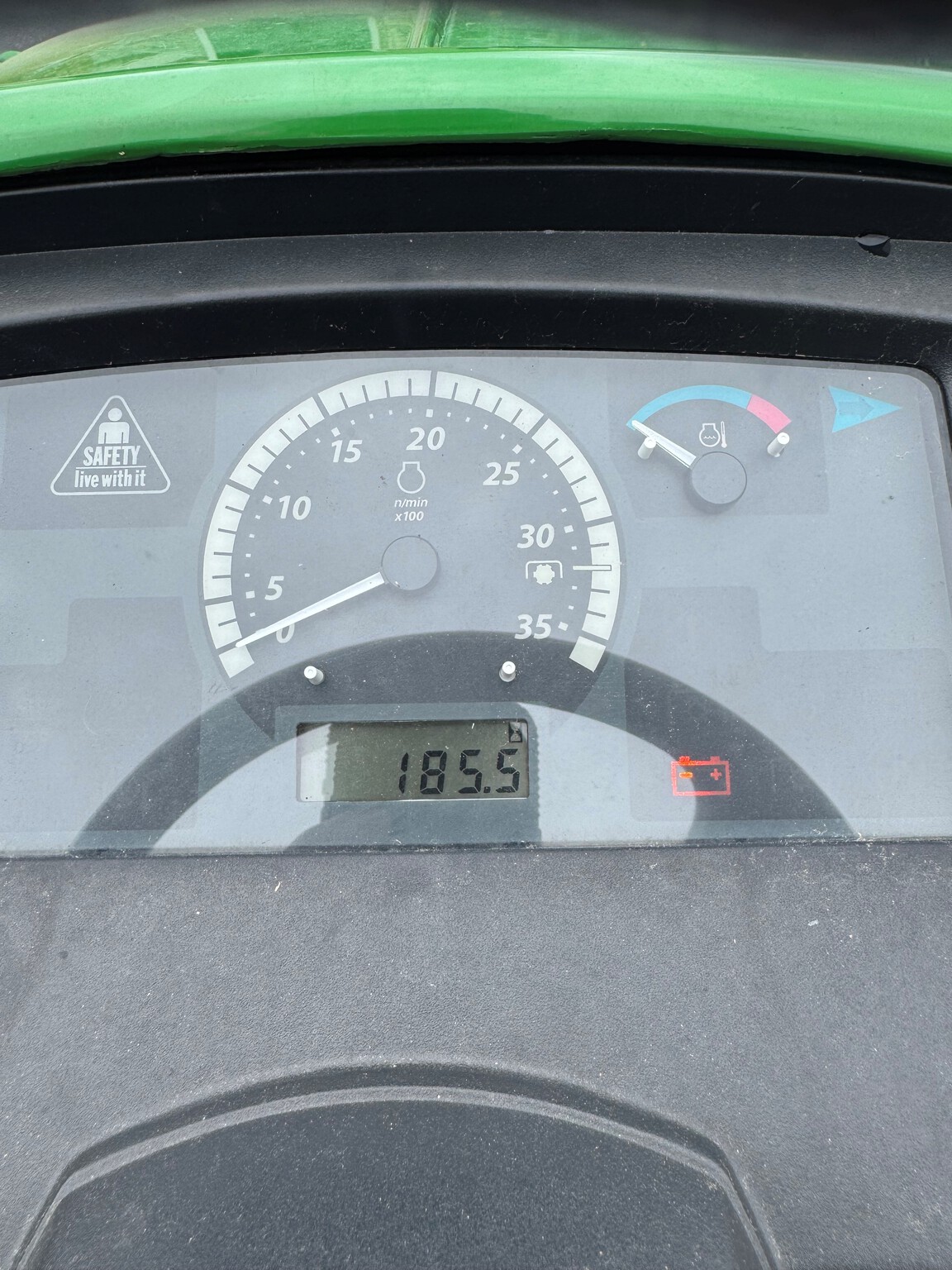 2013 John Deere 1023E Image 5